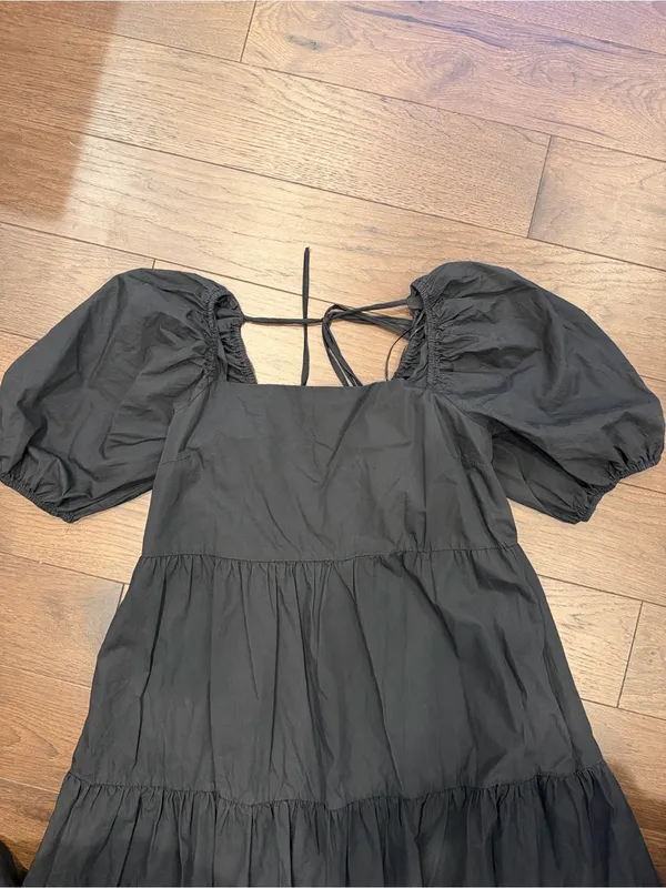 Moodie Black Puff Sleeve Midi Tiered Dress Size Large - C11-434 - Image 3