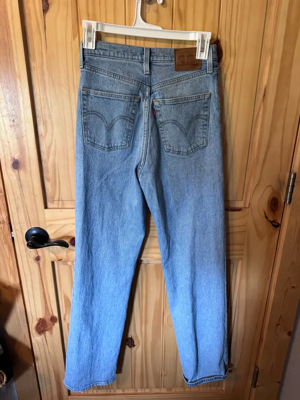 Ribcage Straight Levi’s Jeans - Image 4