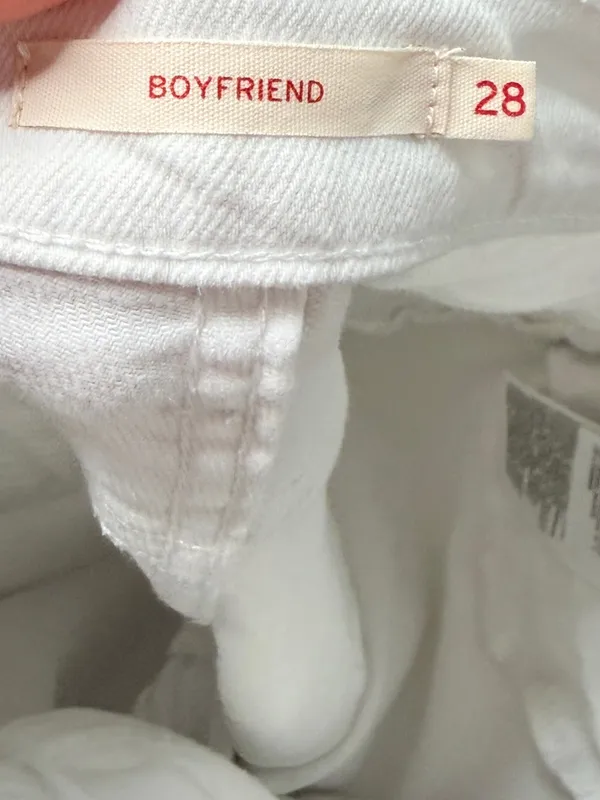 Levi's White Boyfriend Jeans - Image 5