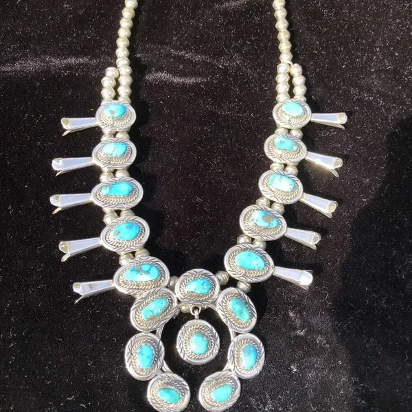 Vintage Sterling Silver Kingman Turquoise Squash Blossom Necklace Jewelry - Image 3