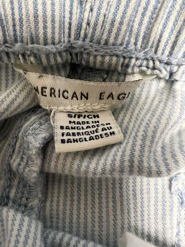 American Eagle Shorts - Image 4