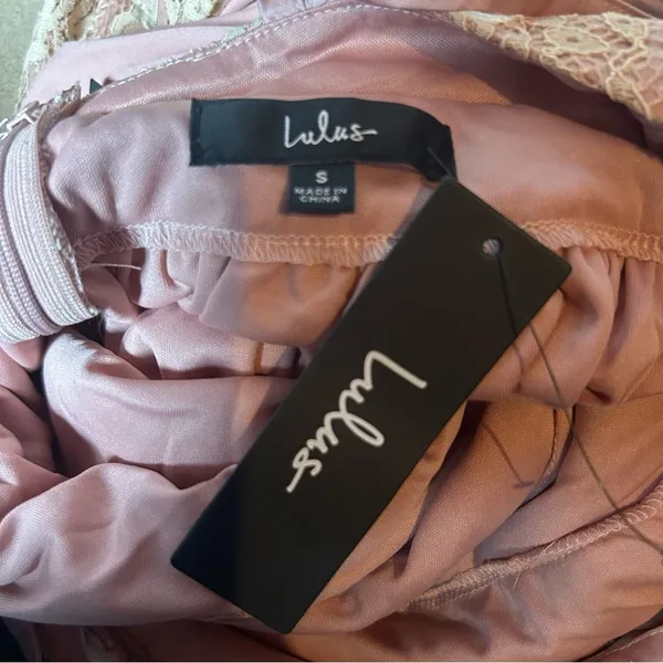 NWT Lulus Stolen Moments Dusty Pink Lace-Up Lace Maxi Dress Size Small‎ - Image 9