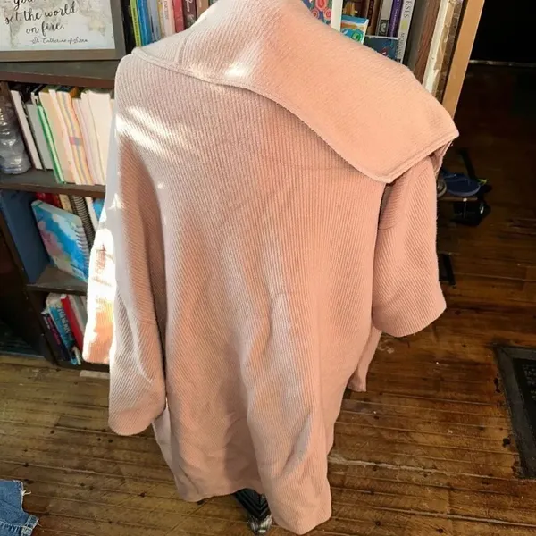 Alice+Olivia Hester rose tan oversized knit ribbed XS/S coat - Image 4