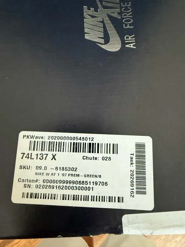 Nike Air Force - Image 2