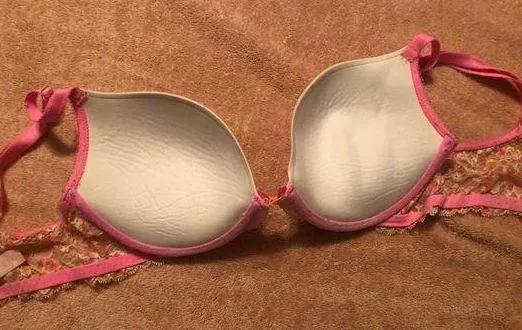 Victoria’s Secret Push-Up Bra - Image 3