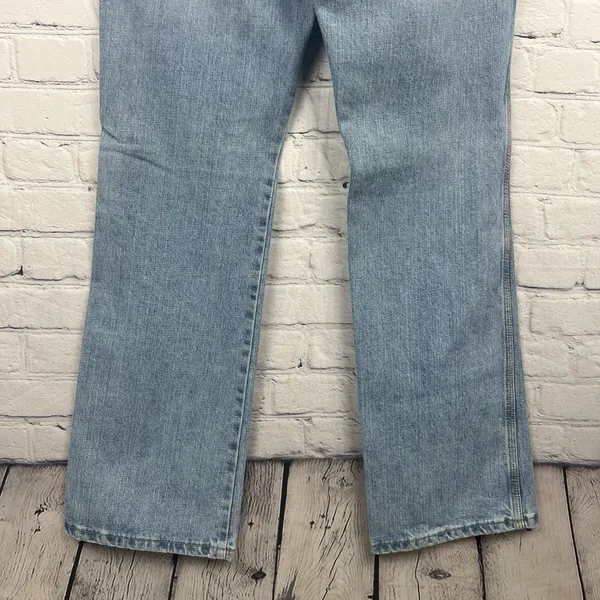 Gap Low Rise Boot Cut Denim Jeans Light‎ Wash Size 8R Cotton Patch Pockets - Image 6