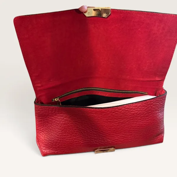 Burberry Vintage Red Pebbled Leather Clutch Bag Gold Hardware Designer - Image 2