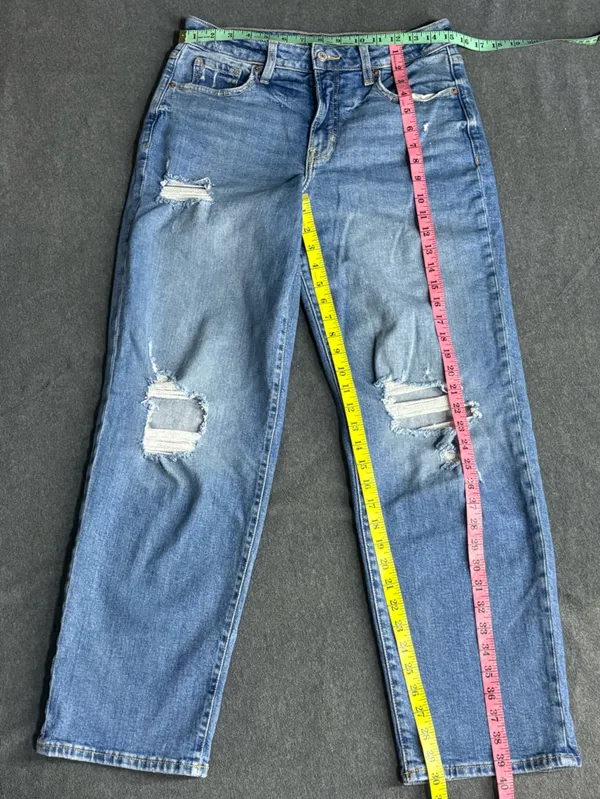 Old Navy Women’s Light Blue O.G. Loose Distressed Jeans Size 6 - Image 4