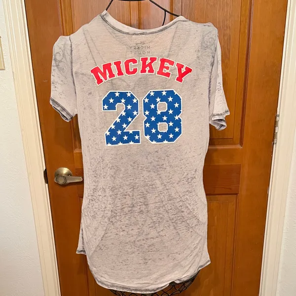 🆓🆓🆓Free w/purchas🆓🆓🆓Disney Mickey Mouse Stars and Stripes Unisex T-Shirt-medium - Image 6