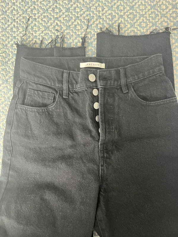 Black Jeans - Image 2