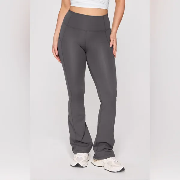 Yitty PureLuxe Everyday Kick Flare leggings size 2X with pockets grey color - Image 2