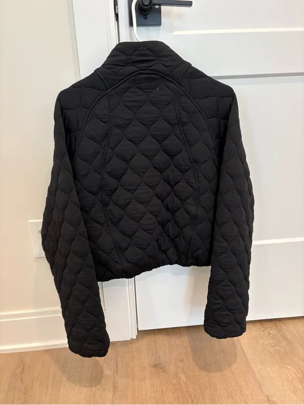 Lululemon Quilted Bomber Jacket in Black Size 6 - Image 5