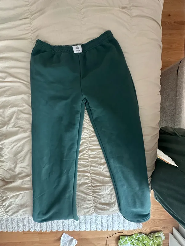 Parke Green Boxer Sweatpants - Image 2