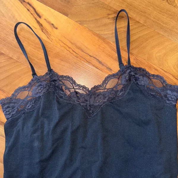 Grane Lace Trim Cami Tank Top XL Nylon Spandex V Neck Adjustable‎ Straps Y2K - Image 3
