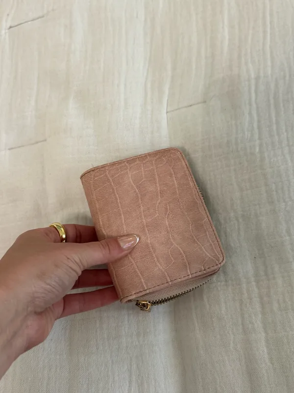 Boutique Wallet - Image 2