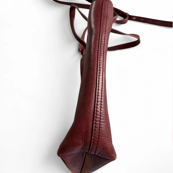 Madewell The Transport Crossbody in Dark Cabernet Leather Zip Closure Preppy - Image 7