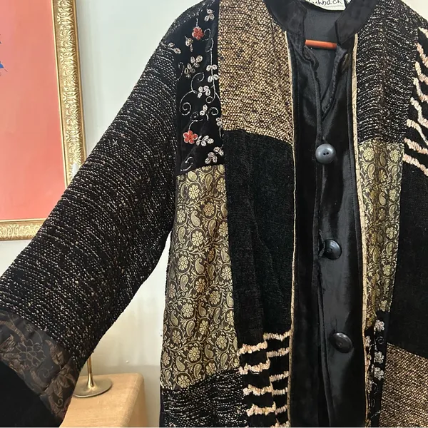 Vintage Flashback Patchwork Jacket Boho Tapestry Floral Button Black Gold Size M Size M - Image 2