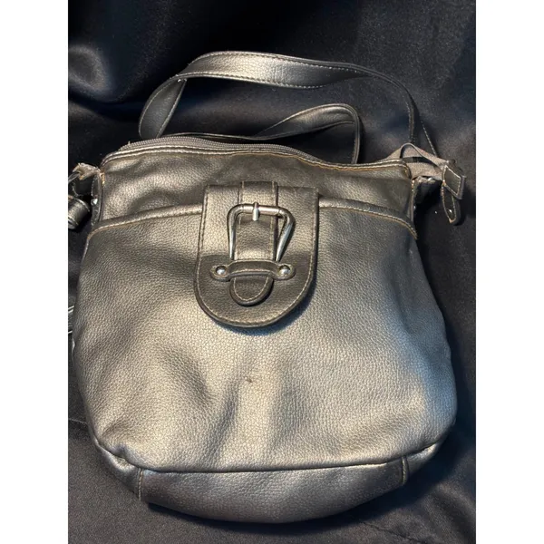 Rosetti Metallic Silver Crossbody Bag Pebbled Faux Leather Purse‎ Organizer - Image 4