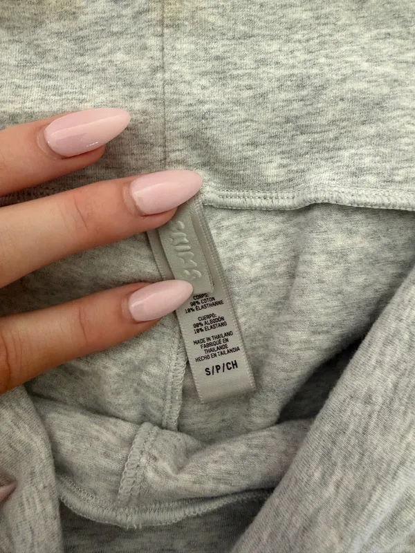 SKIMS Pants - Image 2