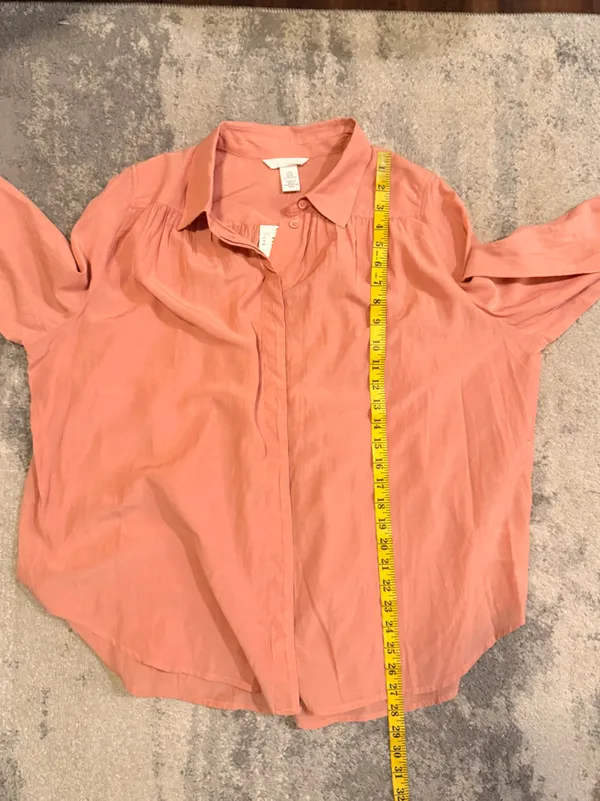 H&M Coral Button-Front Loose Fit Dress Shirt - Image 6