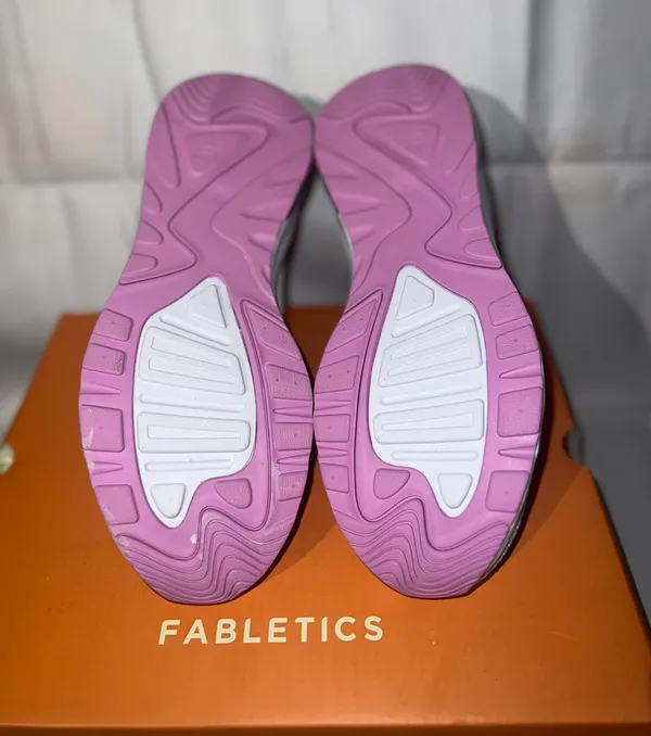 Fabletics Slip-On Performance Sneaker casual classic outdoorsy comfy everyday - Image 5