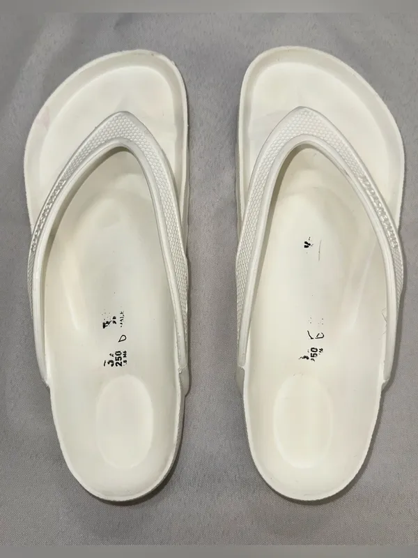 Birkenstock White Rubber Toe Post Thong Size 8 Women Size 6 Men - Image 3