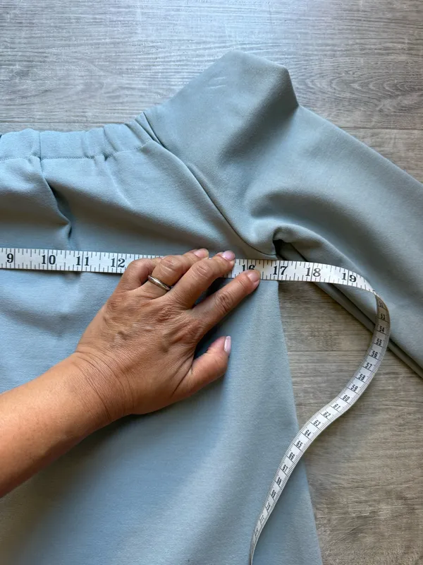 TUCKERNUCK Miranda Off The Shoulder Top Size S In Slate Blue Feminine Preppy - Image 9