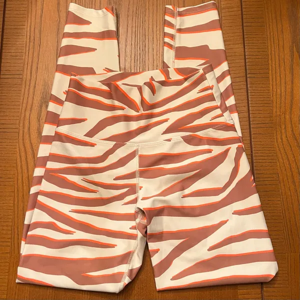 Beach Riot Sport Piper‎ High Rise Stretch Leggings in Cloud Cream Zebra Size XS - Image 6