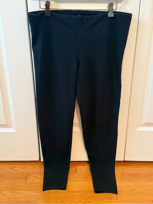 Aritzia Tna Cotton Low Rise Leggings in Black - Image 3