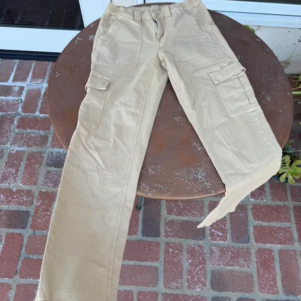 American Eagle cargo pants tan high-rise, straight-leg style sz 2 - Image 3