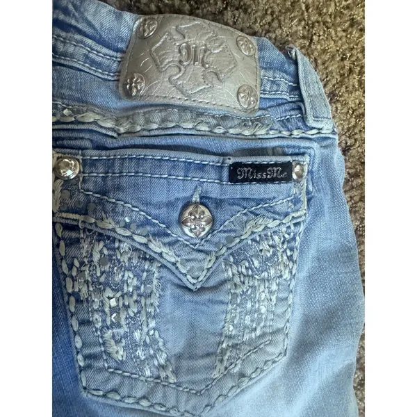 Miss Me Signature Skinny Jeans 30 Light Wash Sequin Embroidered Flap Pocket Y2K - Image 4