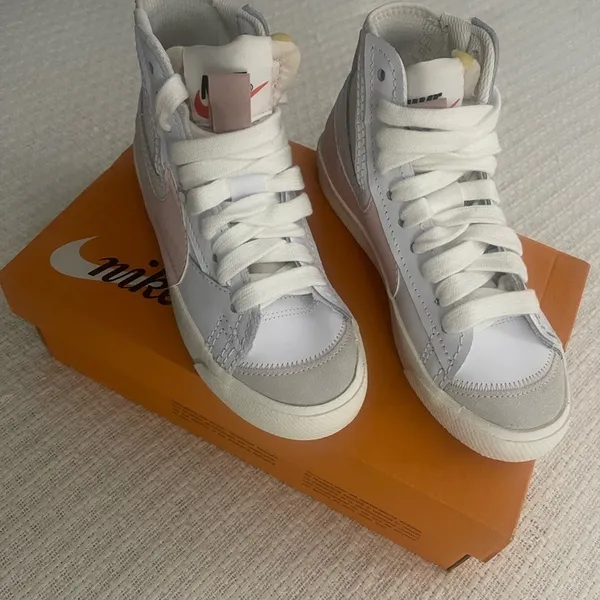New Nike Blazer Mid 77 Jumbo Shoes - Image 6