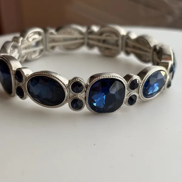 Silver Tone Blue Crystal Stretch Bracelet - Image 5