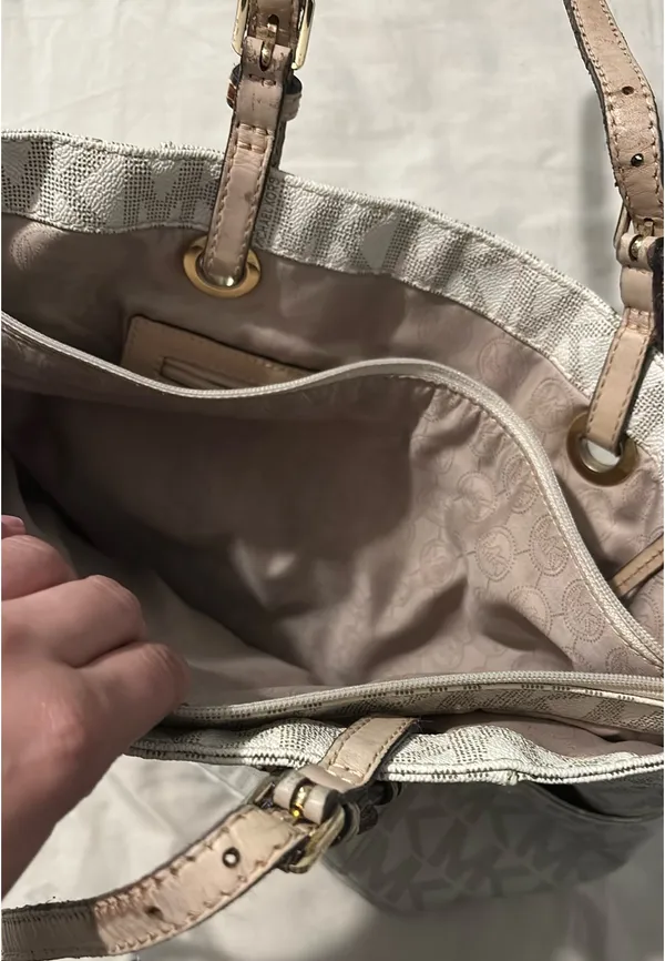 Michael Kors Tote Purse - Image 6