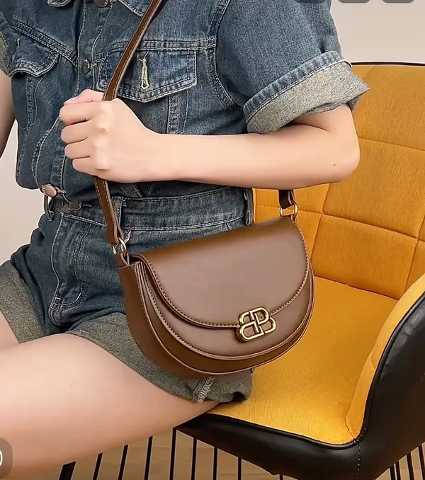 Cute Crossbody Bag Brown - Image 8