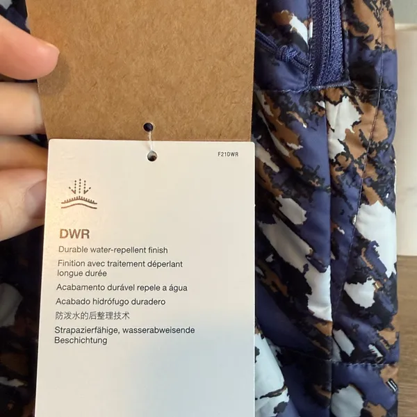 NWT The North Face Mid-Rise Insulated Quilted Circaloft Pant Cave Blue Print, XS - Image 7