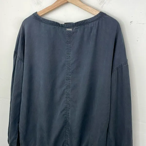 Prana Lavendar Bay Pullover Top size Medium Gray - Image 8