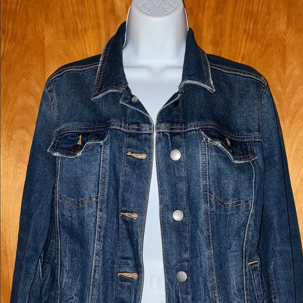 Universal Threads Freeborn Blue Jean Denim  Jacket - Size M - Image 2