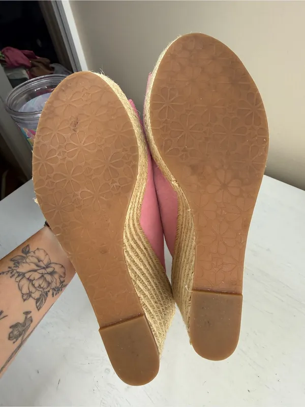 KATE SPADE Thea Wedge in Rococo Pink Sz 8 Suede Espadrille Feminine Girly - Image 2