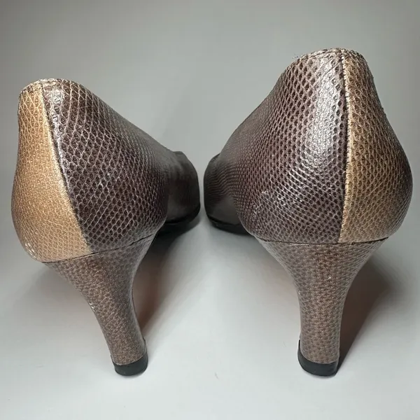 Salvatore Ferragamo Snakeskin Pumps Heels Leather Made in Italy 9 B Vibram Soles - Image 7