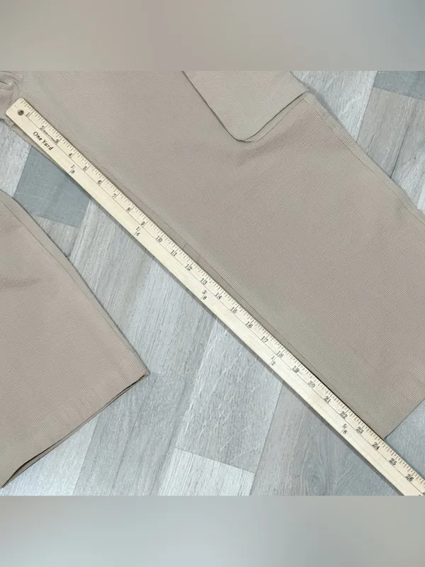Sage Collective Textured Cargo Pocket Crop Pants Kahki Tan Small Utility Casual - Image 10