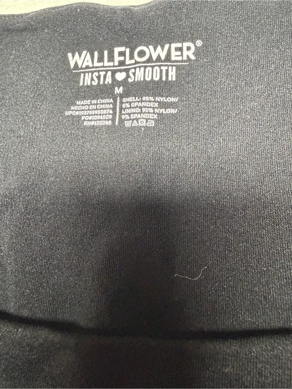 WallFlower Insta Smooth Square Neck Long Sleeve Black Size Medium - Image 7