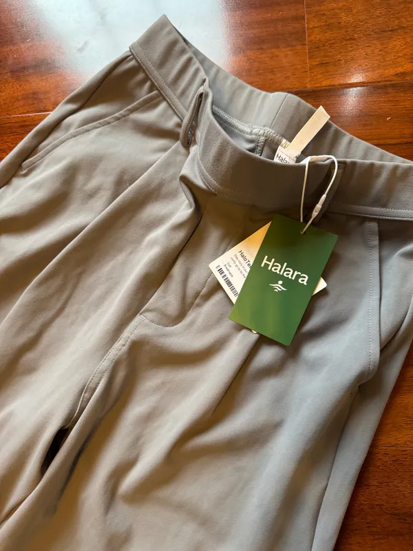 Halara pants size xs - Image 2