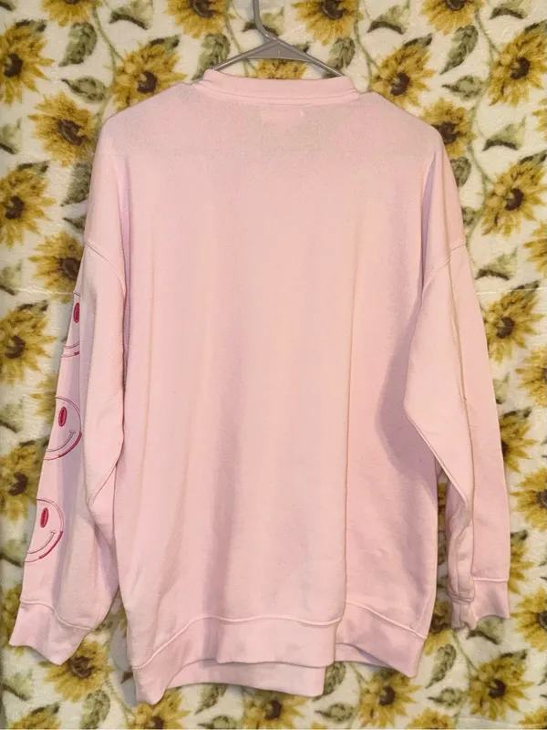 no comment size large pink smiley face sweatshirt - Image 6