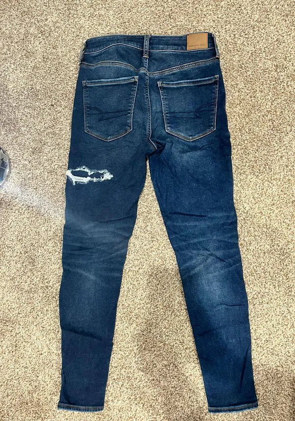 American Eagle Jeans - Image 4