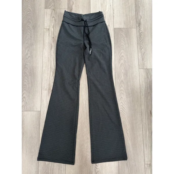 Halara High Steel Stripe Waisted Stripe Flare Yoga Pilates Pants Pockets S Tall - Image 3