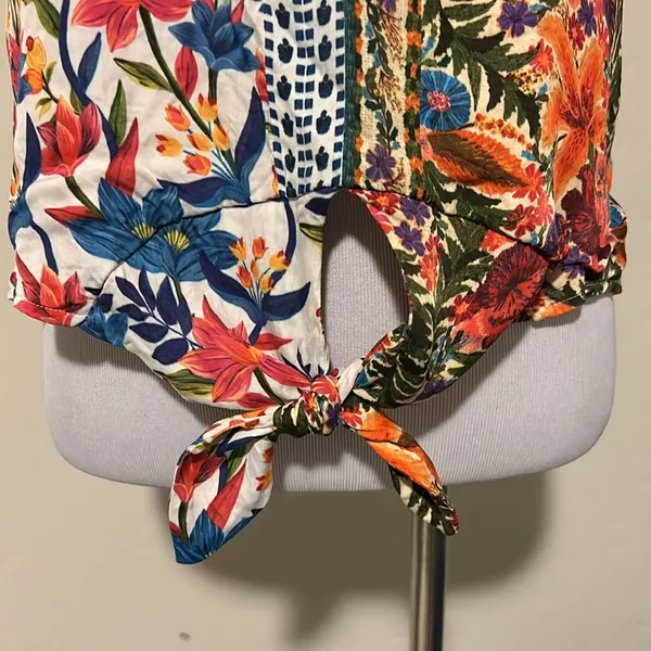Farm Rio for Anthropologie women’s small floral spliced halter blouse - Image 5