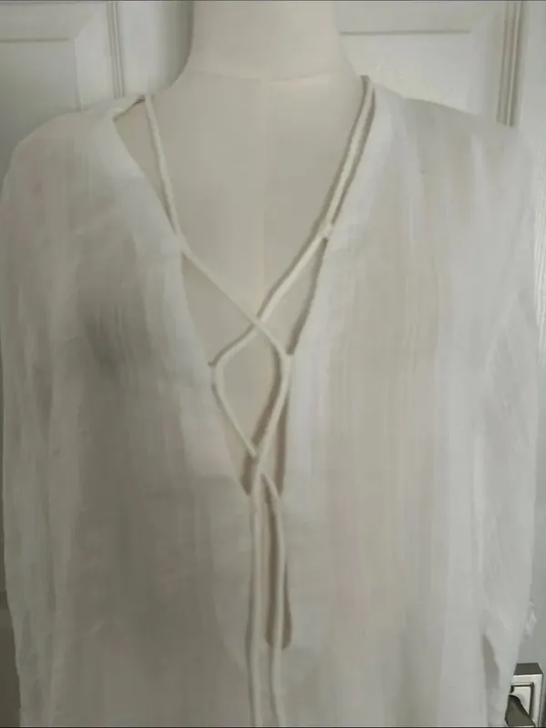 Robin Piccone NATALIE TUNIC, Color ECRU. Size Small, NWOT Display - Image 6