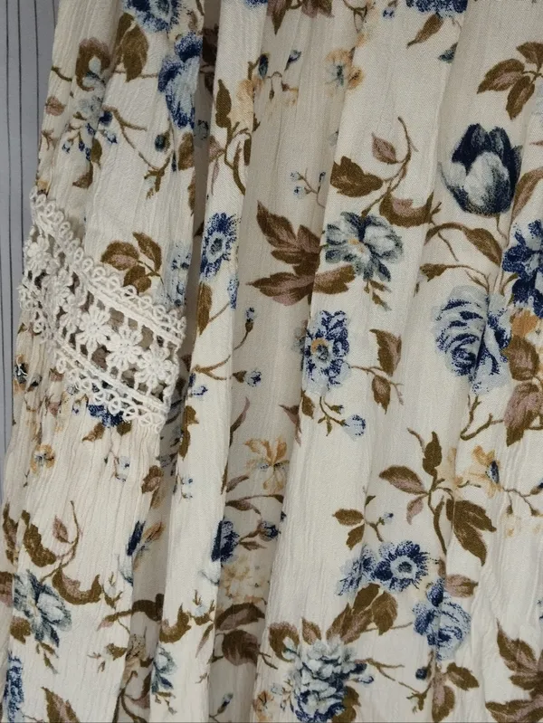 American Eagle Outfitters Floral Boho Peasant V-Neck Lace Trim Flowy Blouse - Image 10