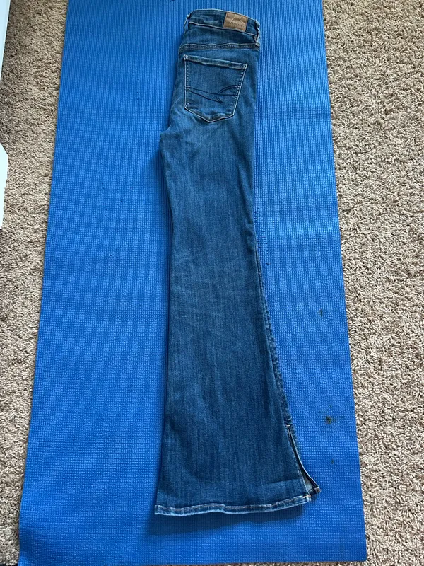 American Eagle Super High-Rise Flare Jeans - Image 6